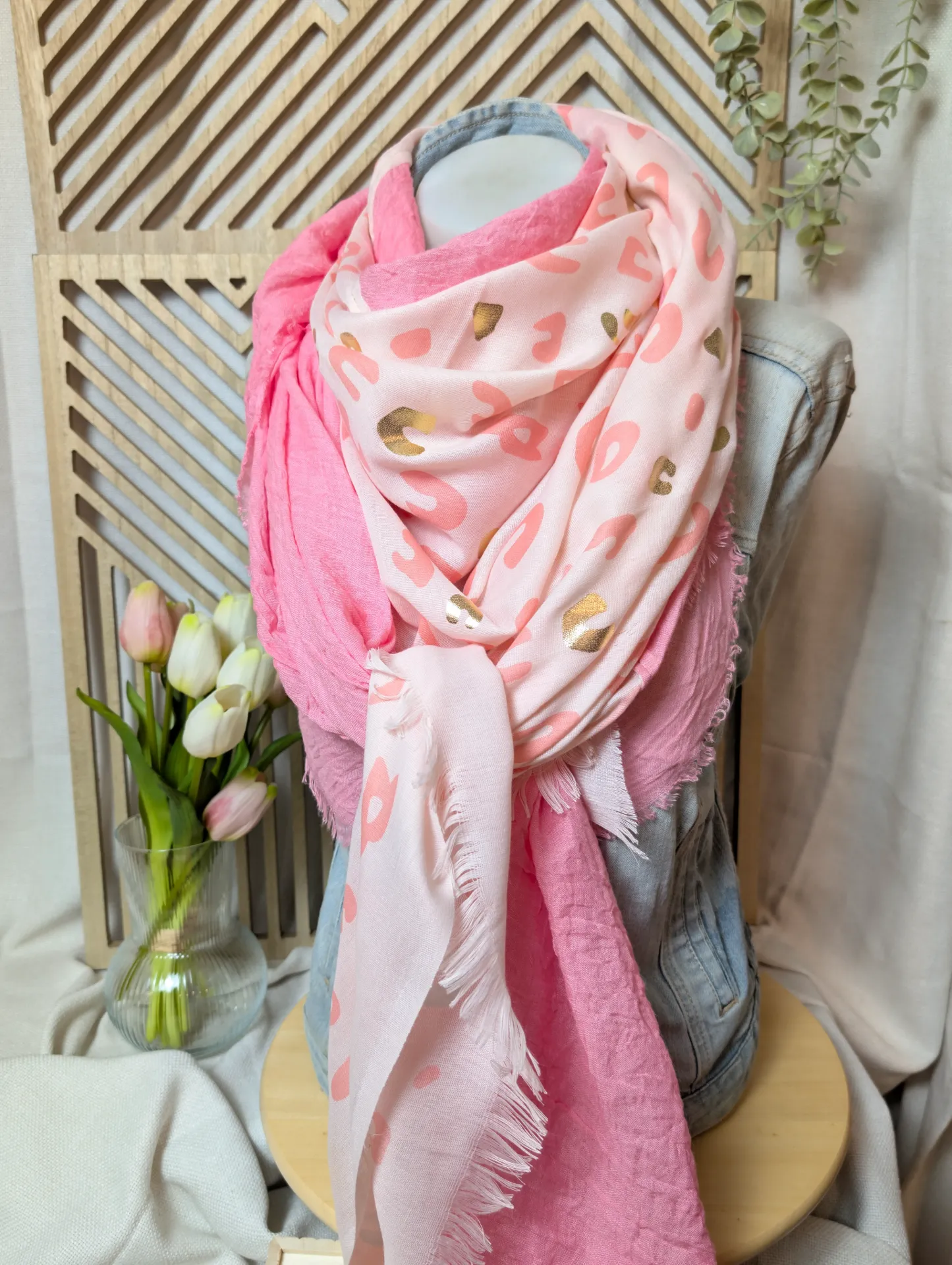 Grand voile léopard rose