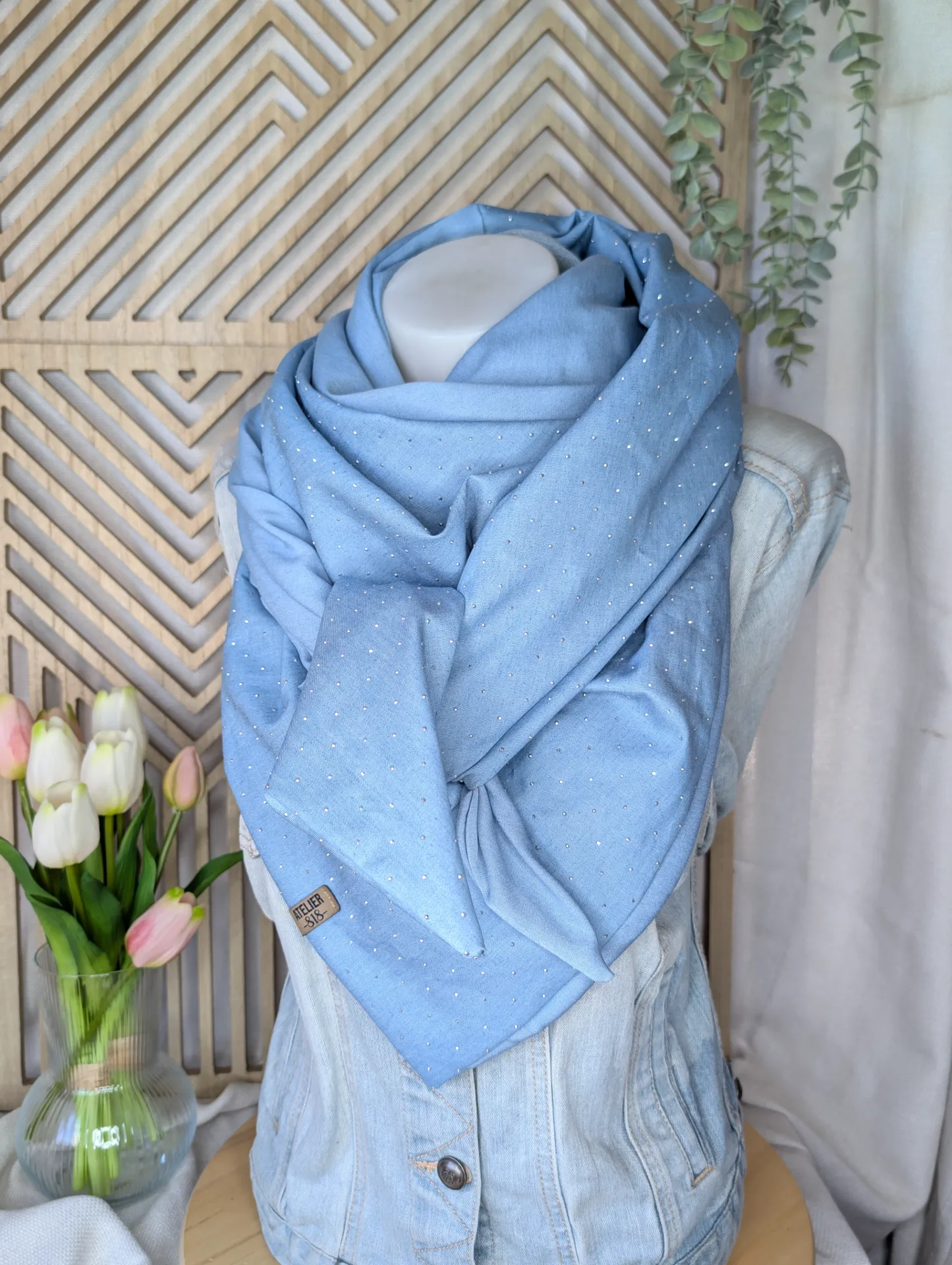 Classique bleu uni strass