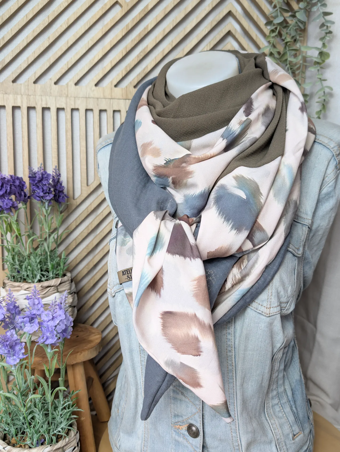 Classique vert de gris taupe