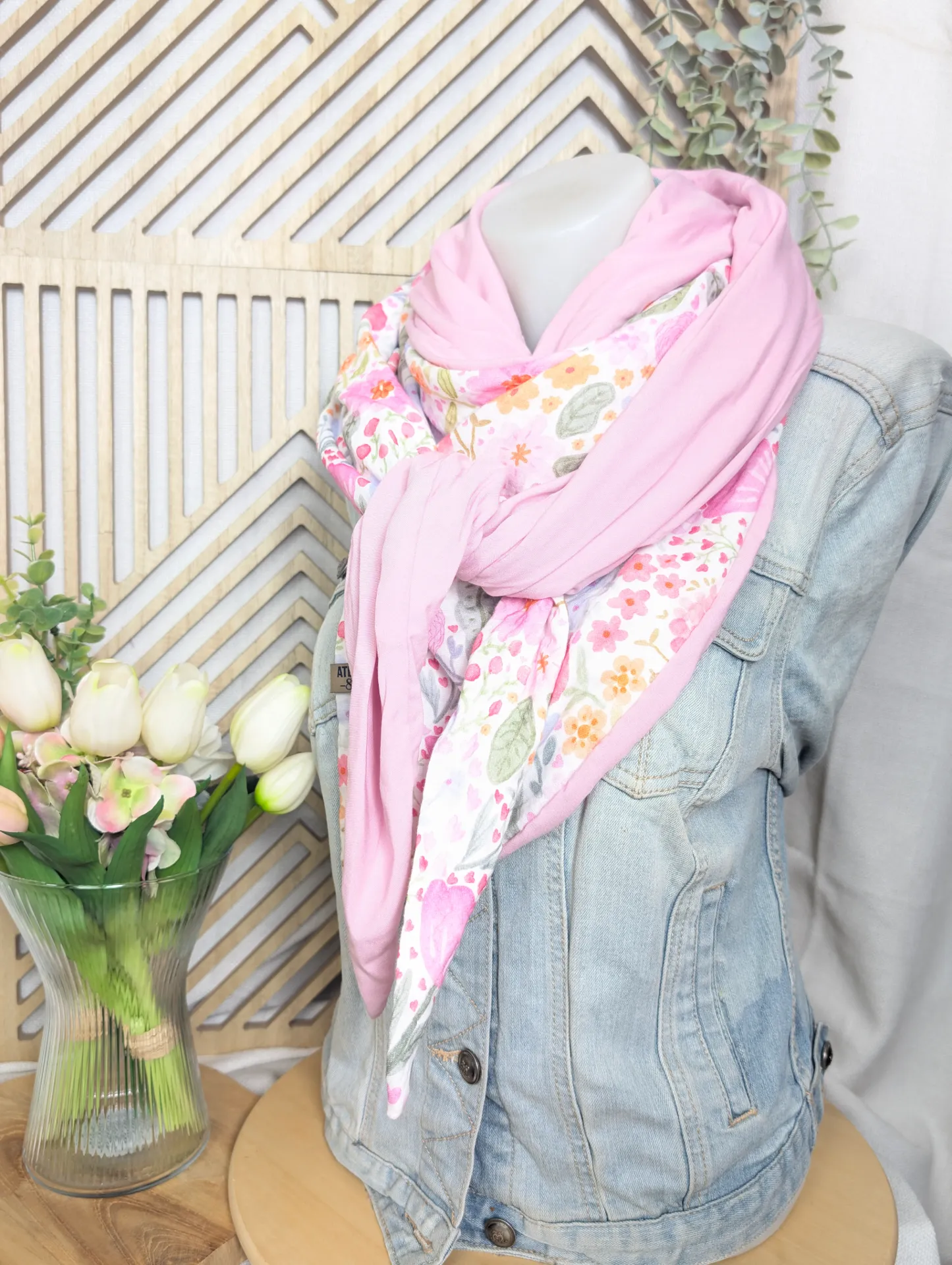 Classique fleuri rose pâle