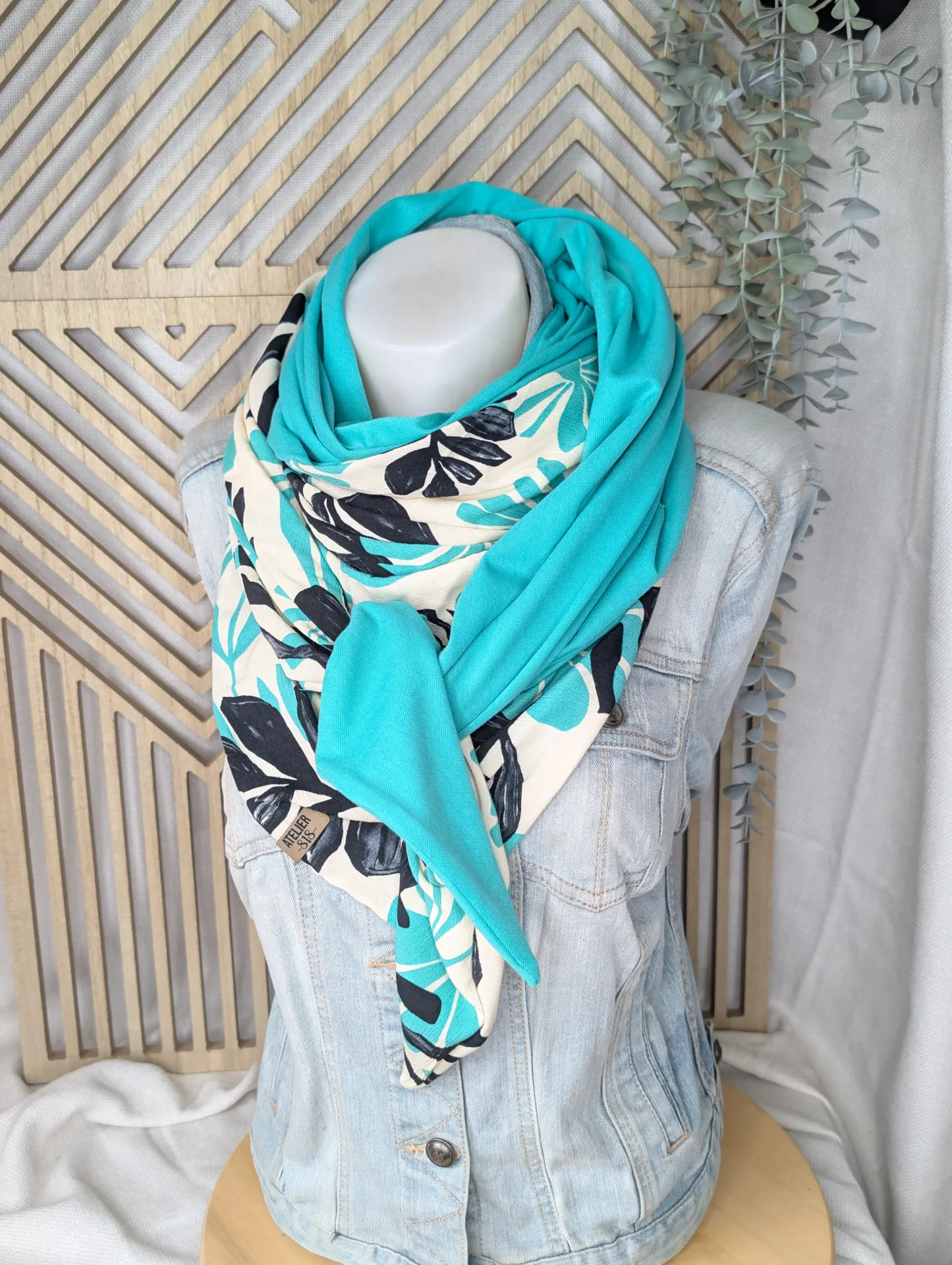 Classique turquoise noir feuilles